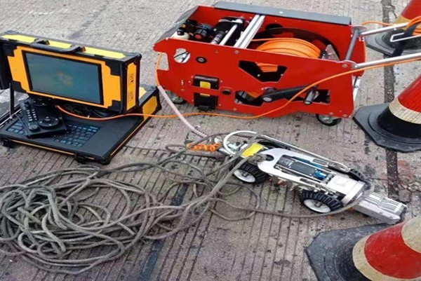 阳西CCTV管道检测机器人