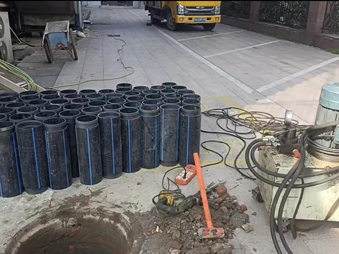 阳西PE置换管厂家 DN315置换管 非开挖管短管置换